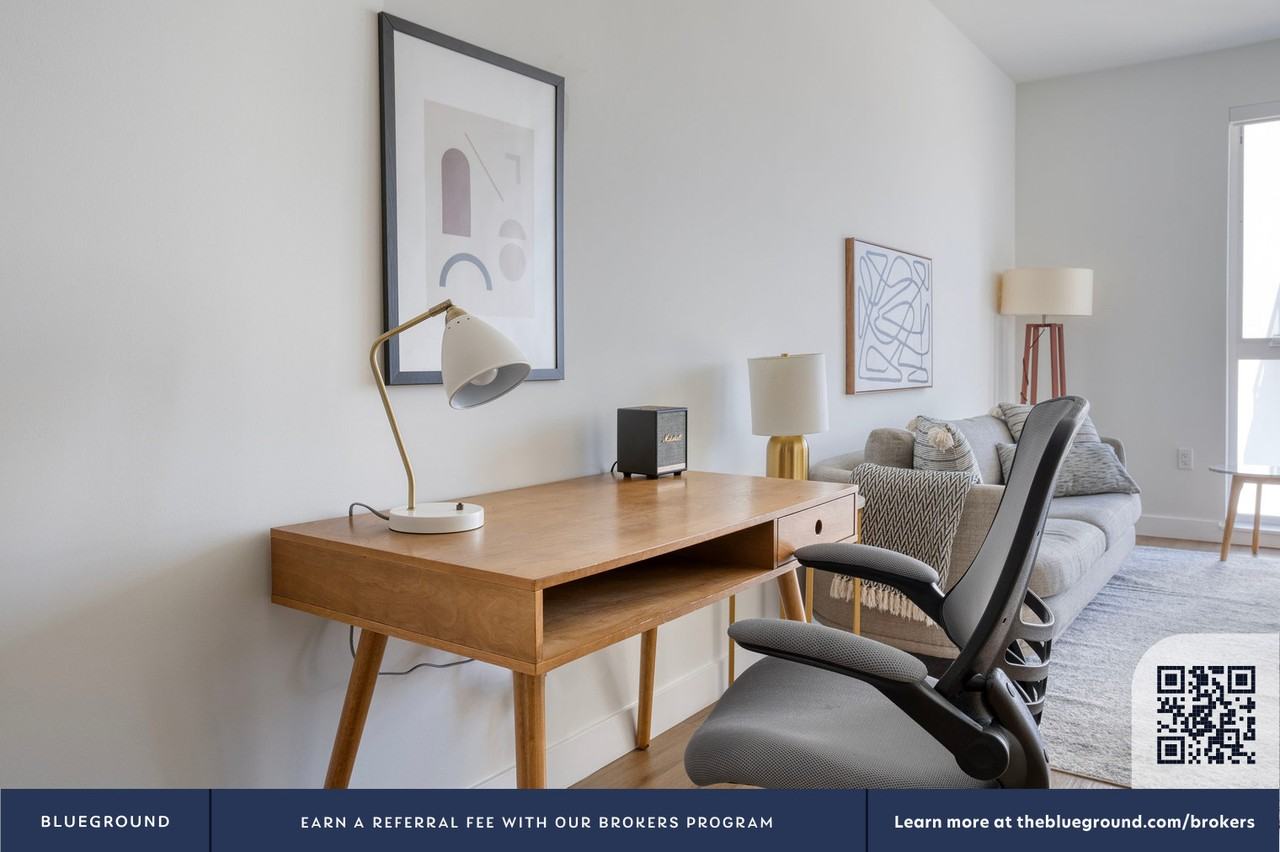 8809 Washington Boulevard - Photo 5 of 40