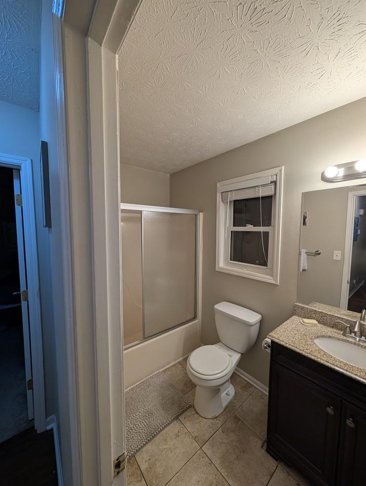 Oconee Ln - Photo 2 of 12