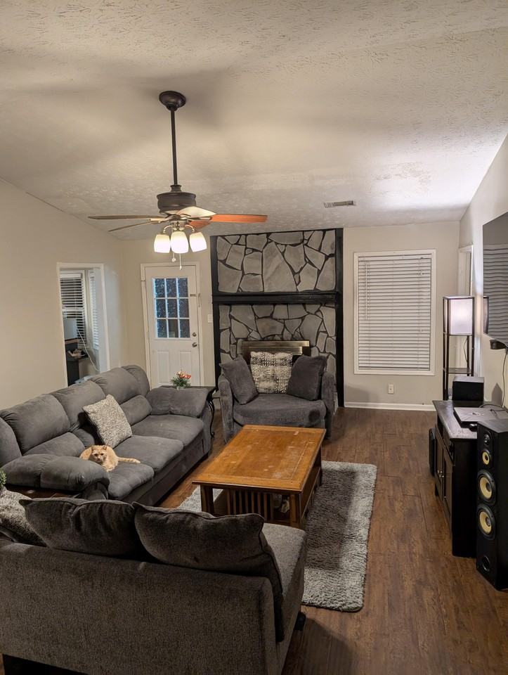 Oconee Ln - Photo 6 of 12