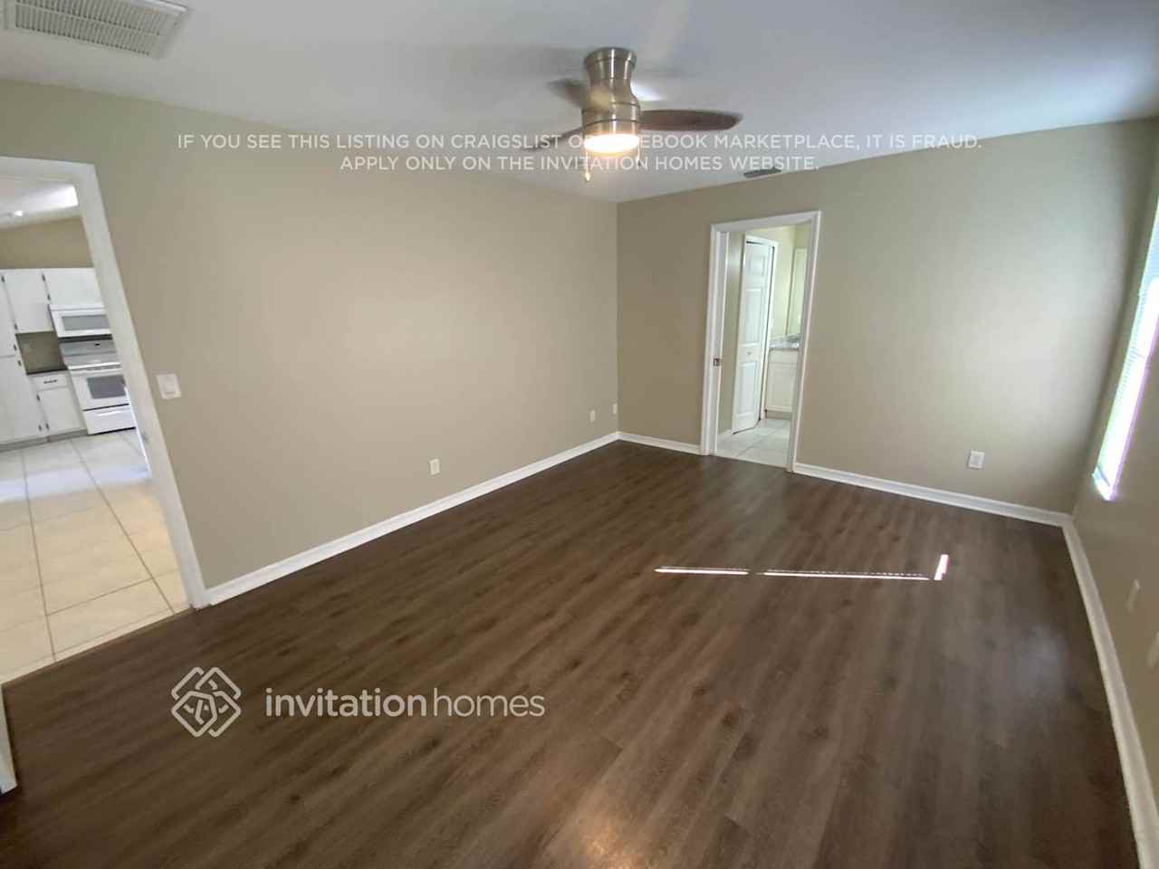 1201 Sw 29th Ter - Photo 6 of 13