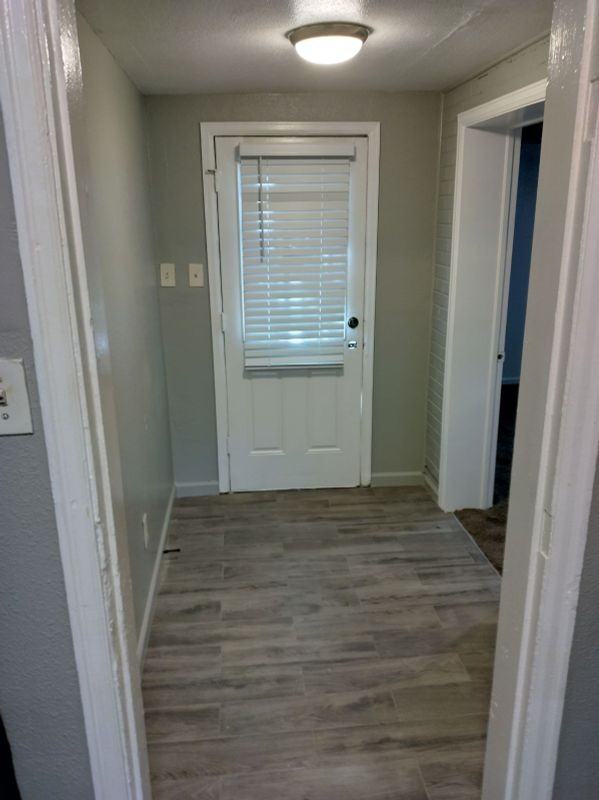 1527 Uinta St - Photo 7 of 17