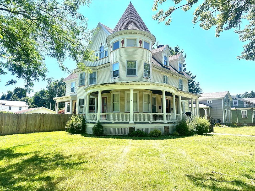 401 W Center St ##2 - Photo 2 of 4