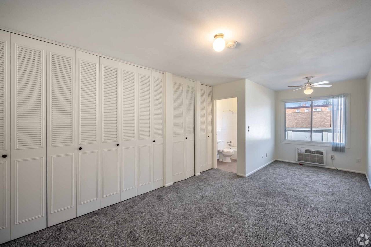 Gateway Trail Apartments - Photo 4 of 34