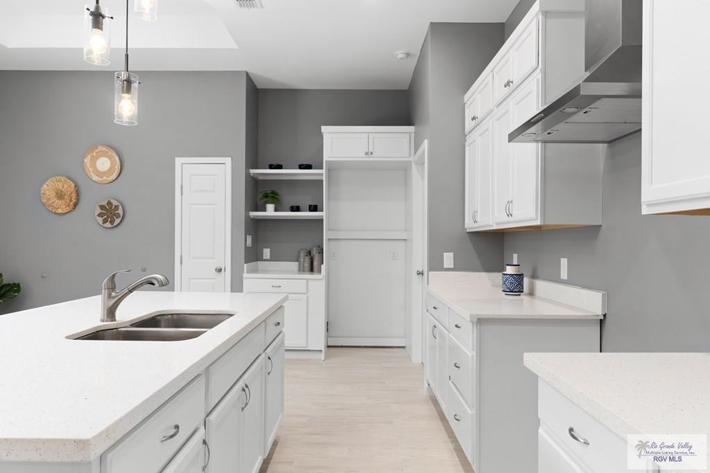 233 Linda Ln - Photo 6 of 25