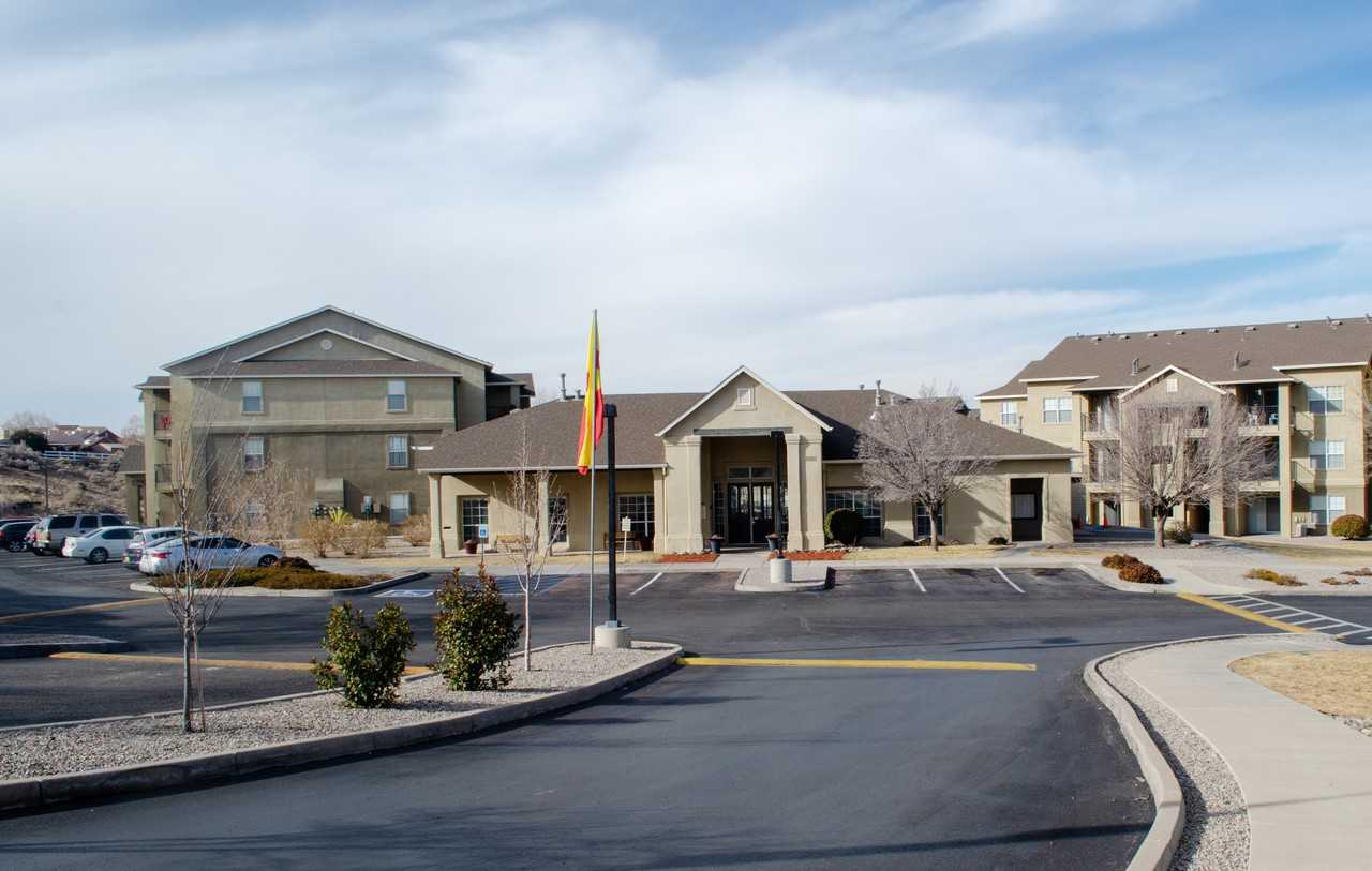 Arrowhead Ridge - Photo 3 of 16