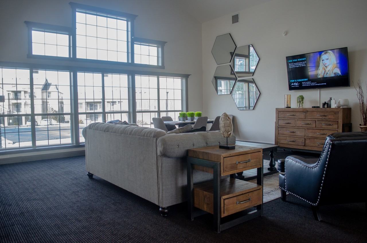 Arrowhead Ridge - Photo 6 of 16