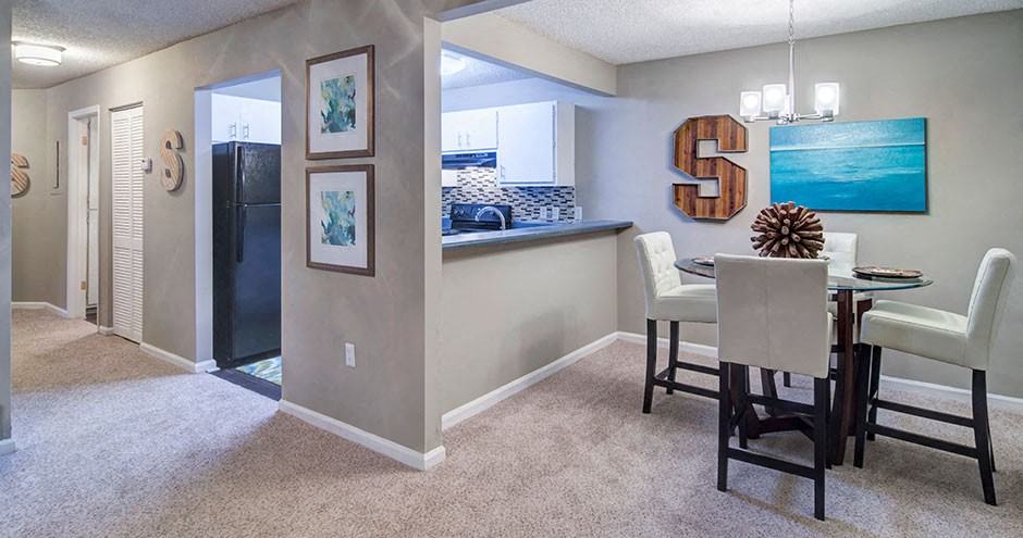 Southland Station Apartments - Photo 3 of 24