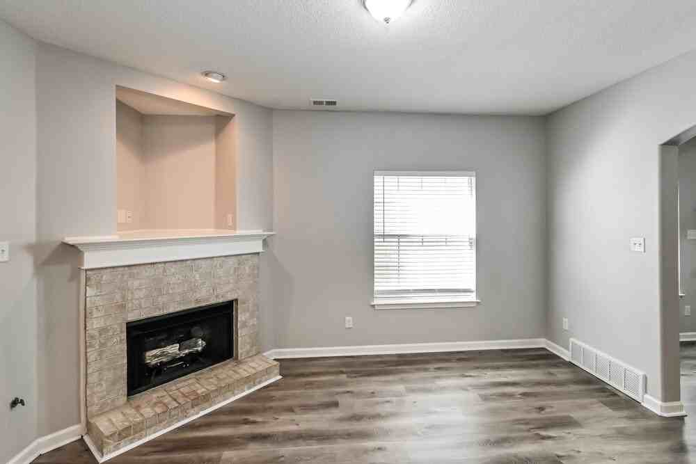 1025 Cordova Ridge Pl - Photo 4 of 17