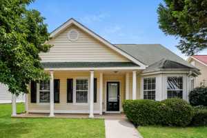 featured image of 608 Fairgreen Trl