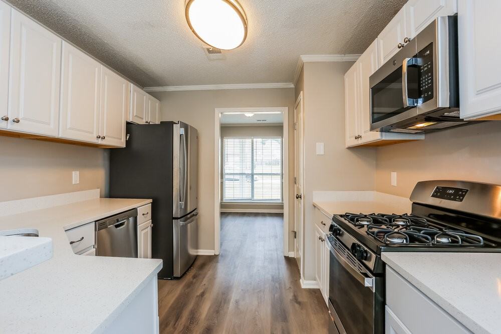 186 Saddleview Trl - Photo 7 of 17