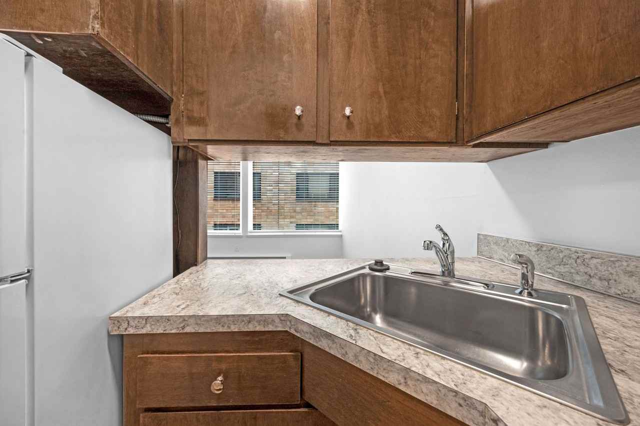 Rajah Apartments (119) - Photo 7 of 21