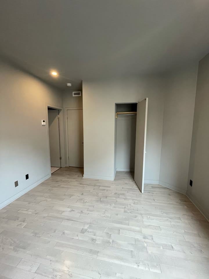 Stanley court - Photo 3 of 10