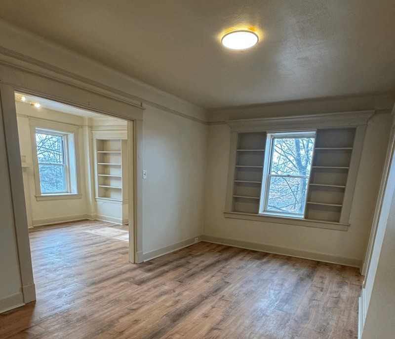 2750 Broadway Ave #7 - Photo 2 of 22