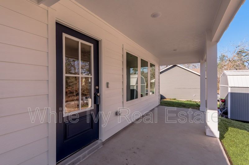 51 Hickory Bnd - Photo 3 of 27