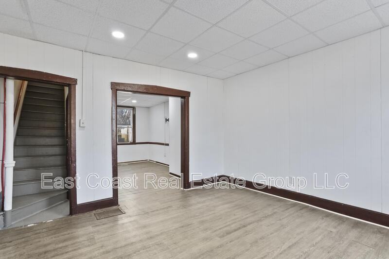 218 N College St - Photo 6 of 27