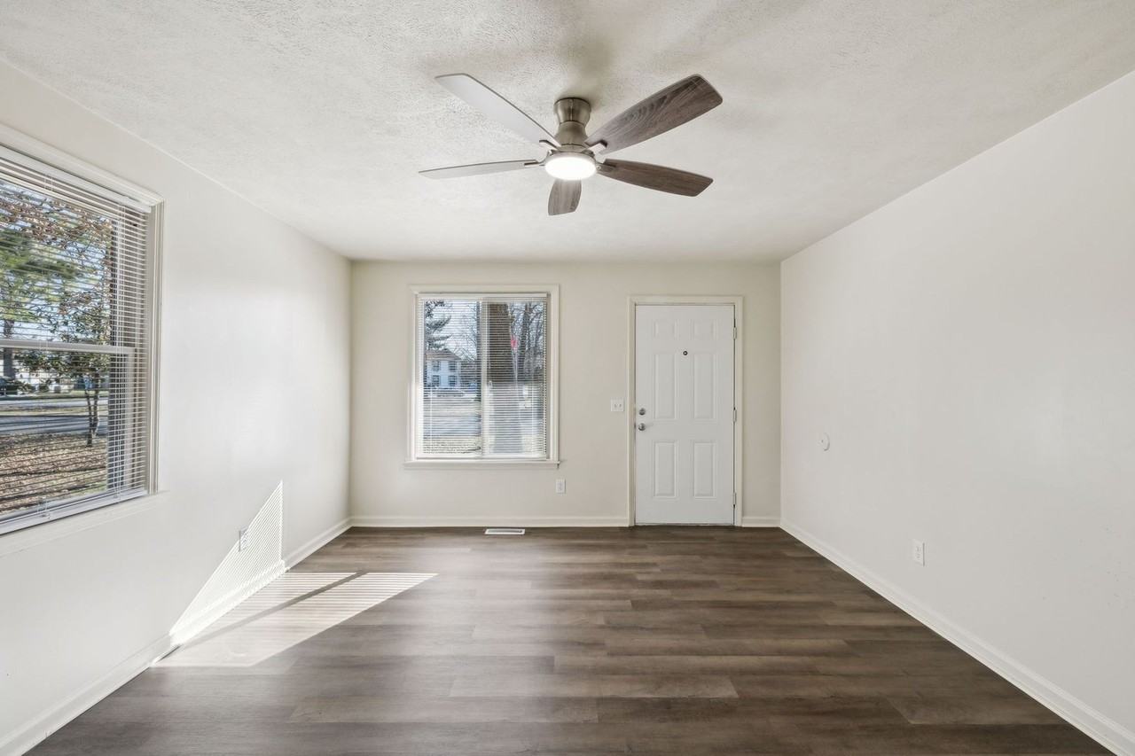 1421 Huntington Dr - Photo 6 of 30