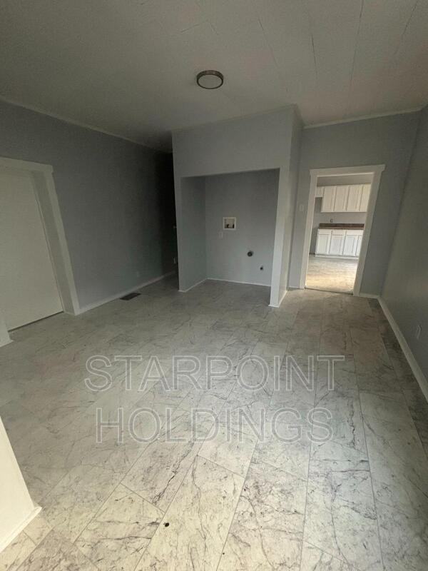 1625 2nd Ave - Photo 2 of 10