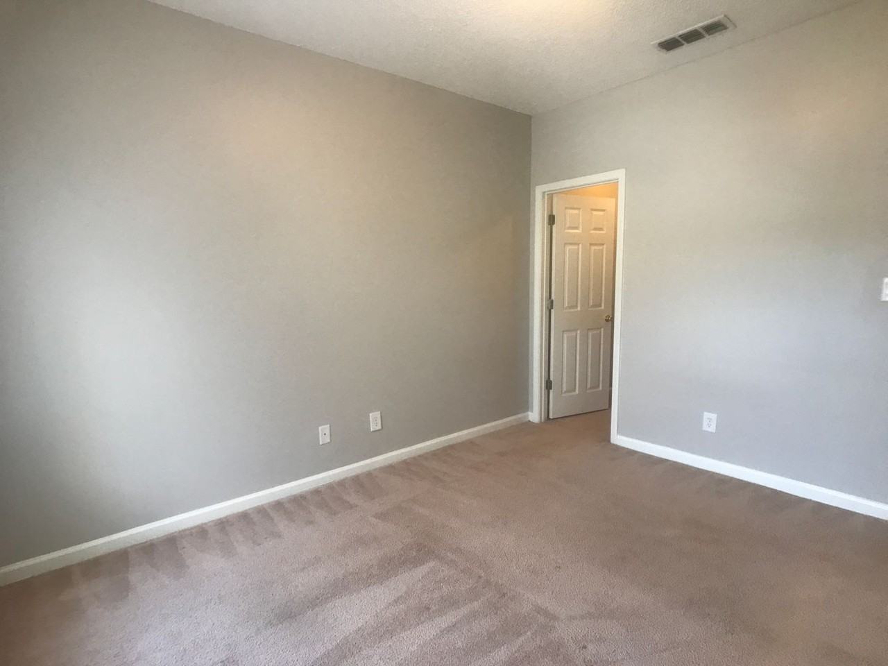3205 Walden Park Dr - Photo 4 of 17