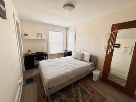 featured image of 1934 N Oakland Ave