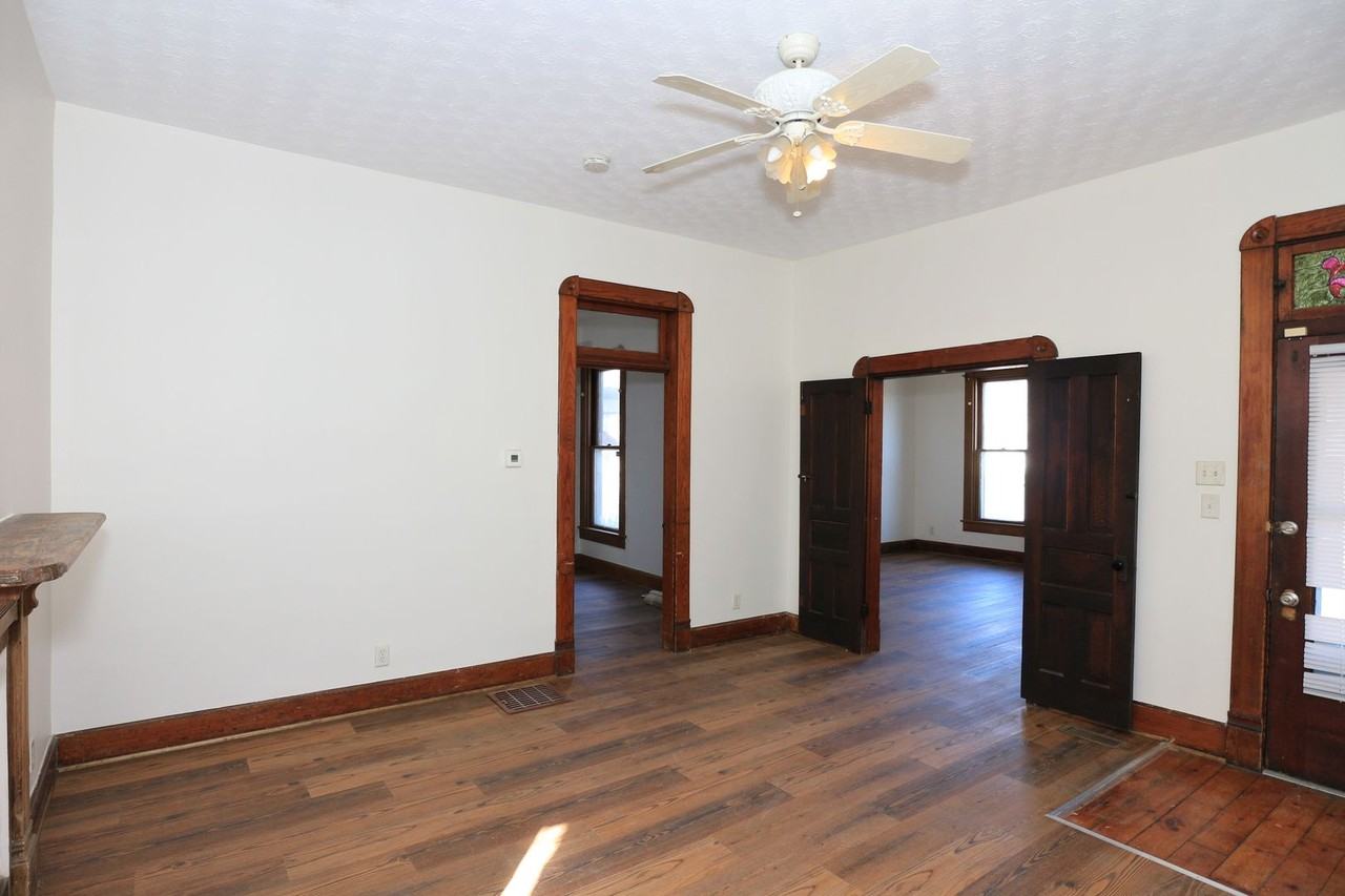 401 Lincoln St - Photo 2 of 18