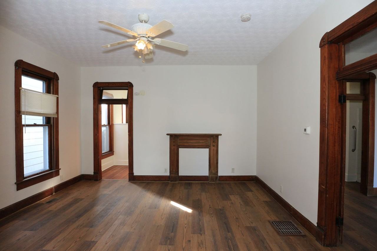 401 Lincoln St - Photo 3 of 18