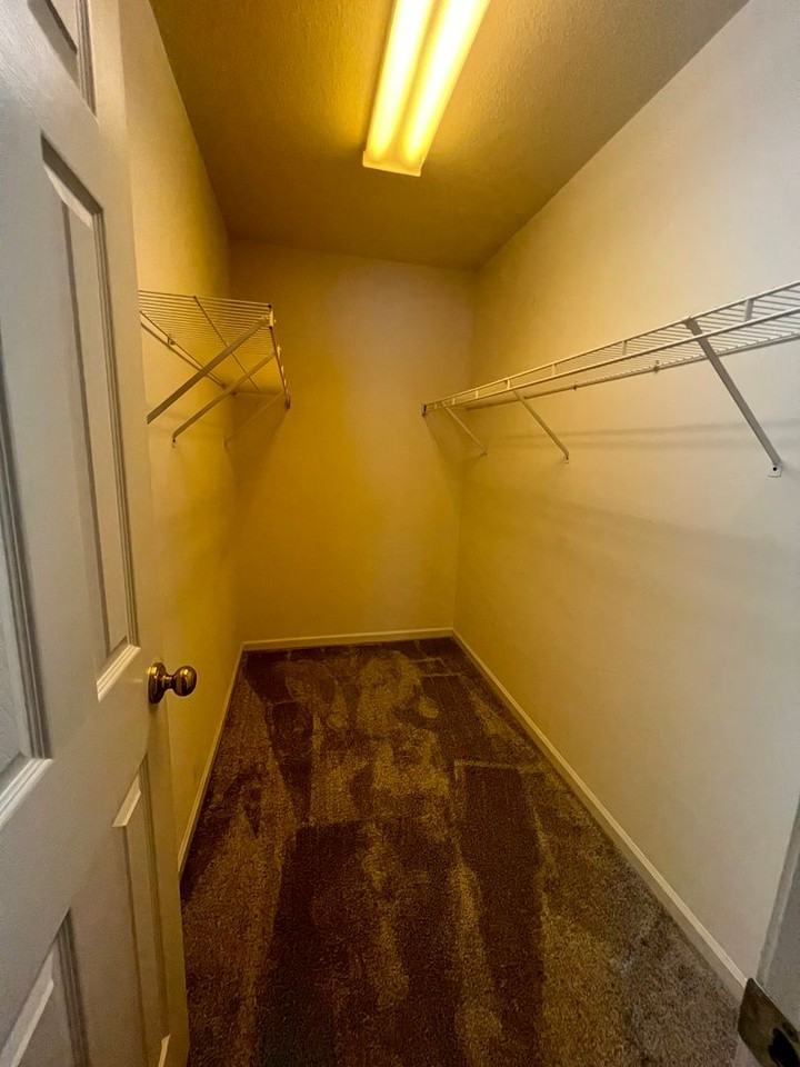 2546 N Morrison Rd - Photo 3 of 10