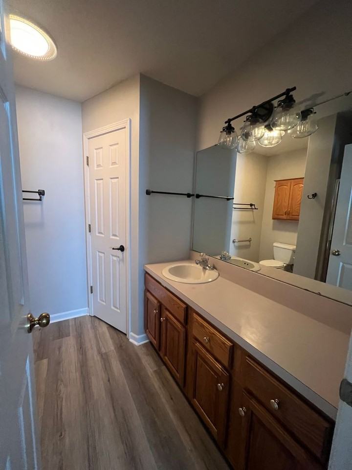 2546 N Morrison Rd - Photo 4 of 10