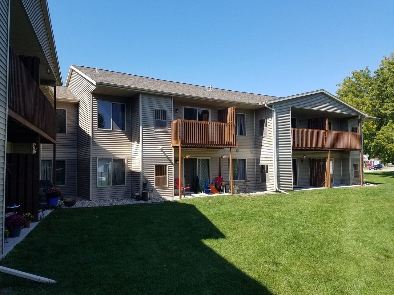 Jackson Apartments - Photo 2 of 36