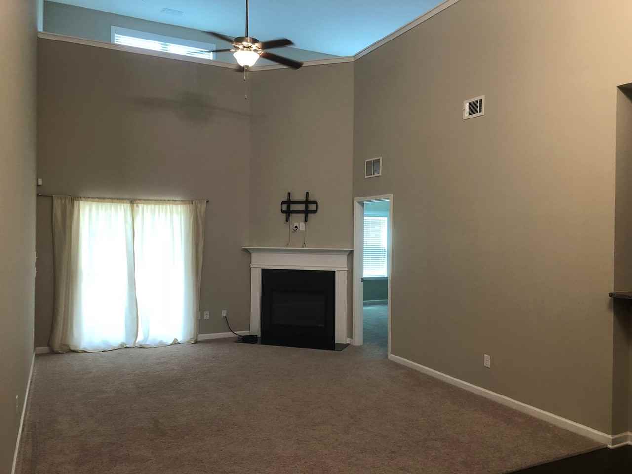 6048 Townes Way - Photo 2 of 14