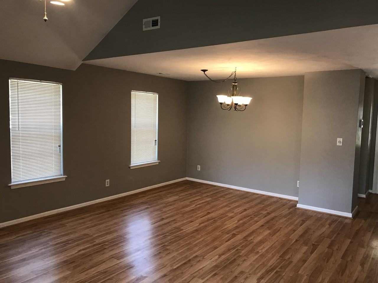 117 Mallard Dr - Photo 4 of 19