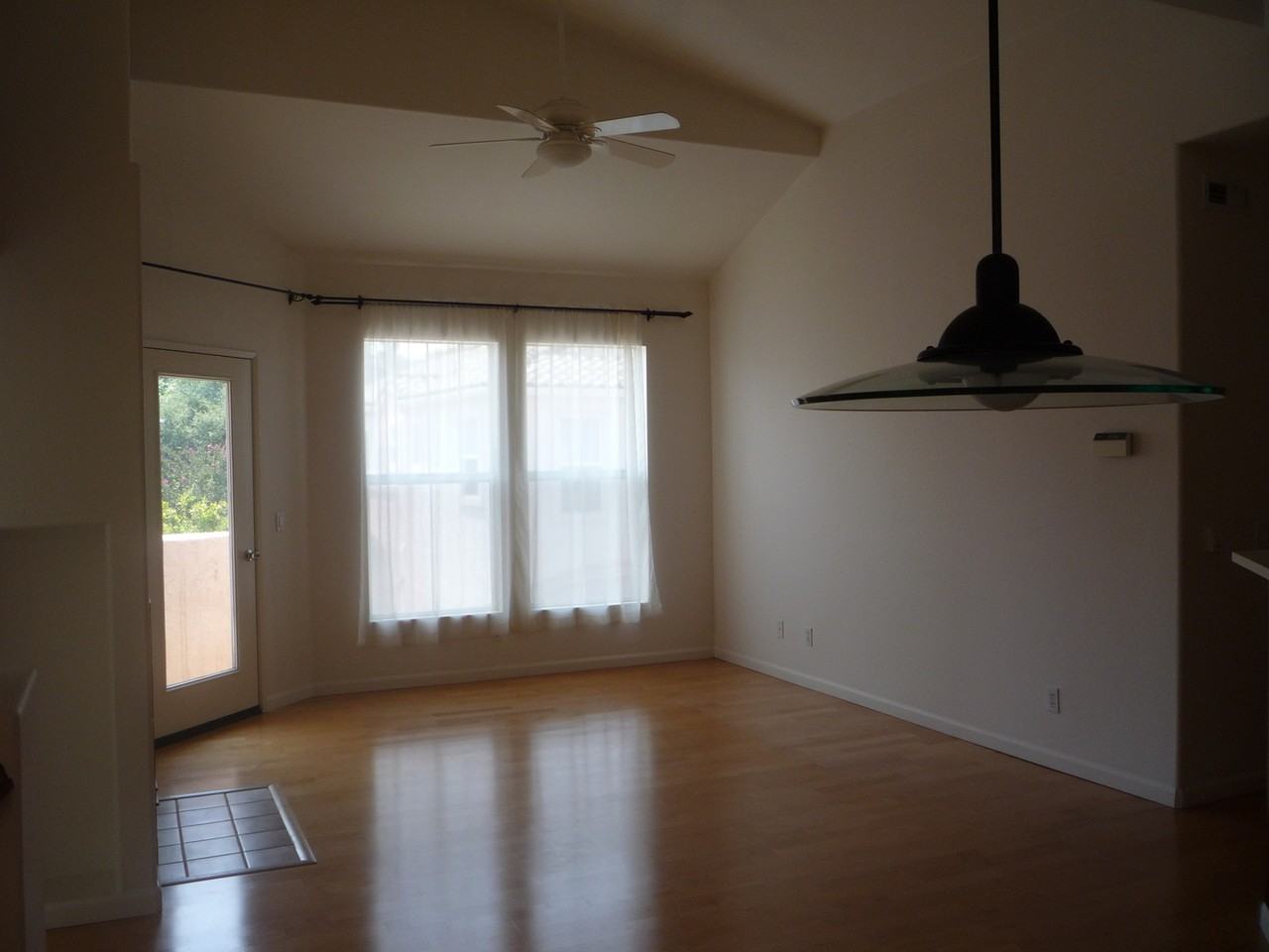 7681 Hazard Center Dr - Photo 4 of 19