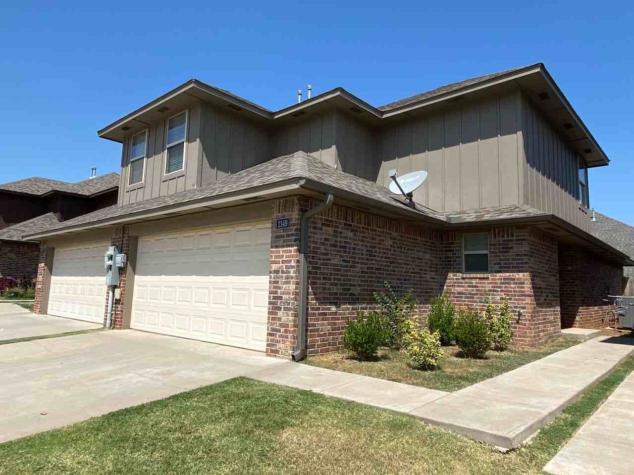 2149 Buena Vida Ln - Photo 3 of 28