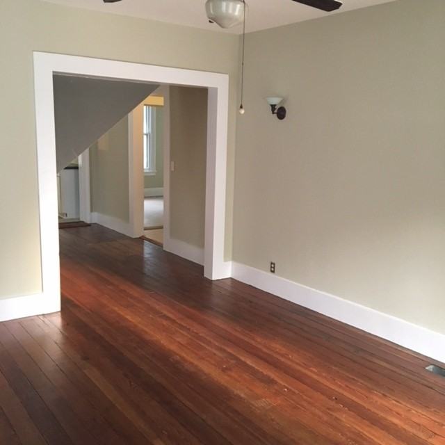2055 Washington St - Photo 2 of 11