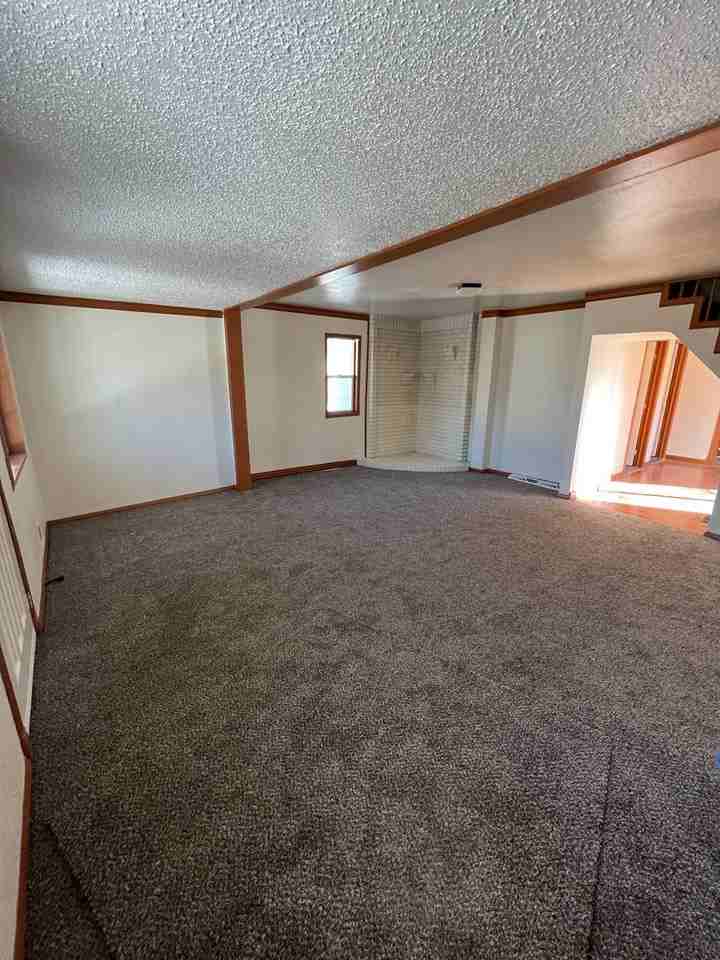 1216 Harrison Ave - Photo 2 of 27