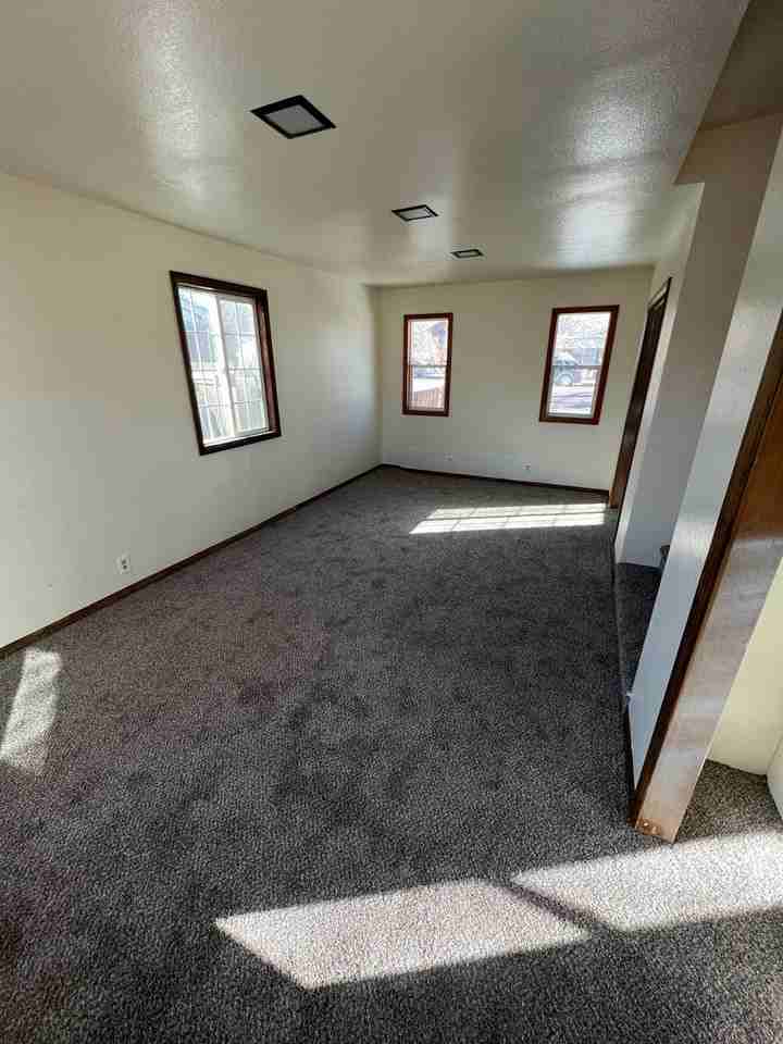 1216 Harrison Ave - Photo 7 of 27