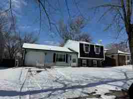 featured image of 5508 Meckes Ln