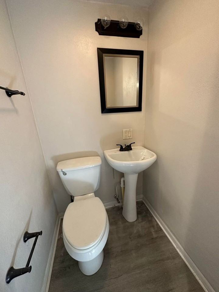 227 E State Road 28 - Photo 2 of 12