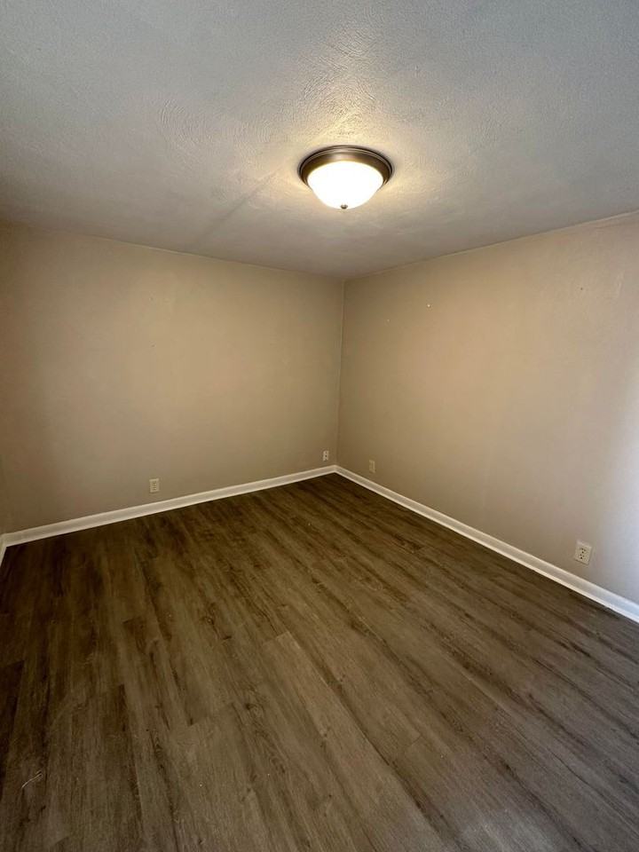227 E State Road 28 - Photo 3 of 12
