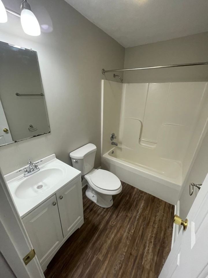 Townhomes & Flats at MSU - Photo 3 of 14