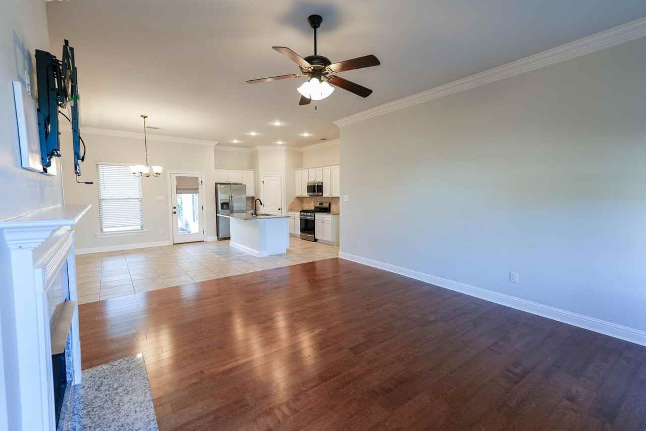 357 Coppice Pl - Photo 2 of 10