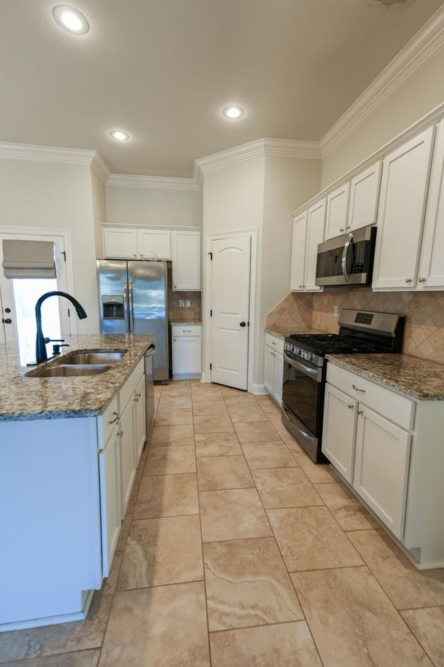 357 Coppice Pl - Photo 3 of 10