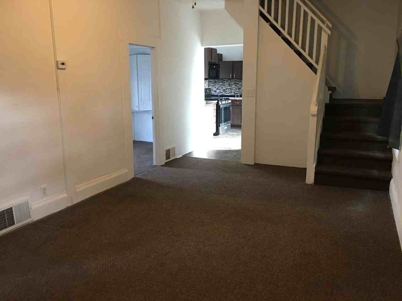 105 Willow St - Photo 2 of 16