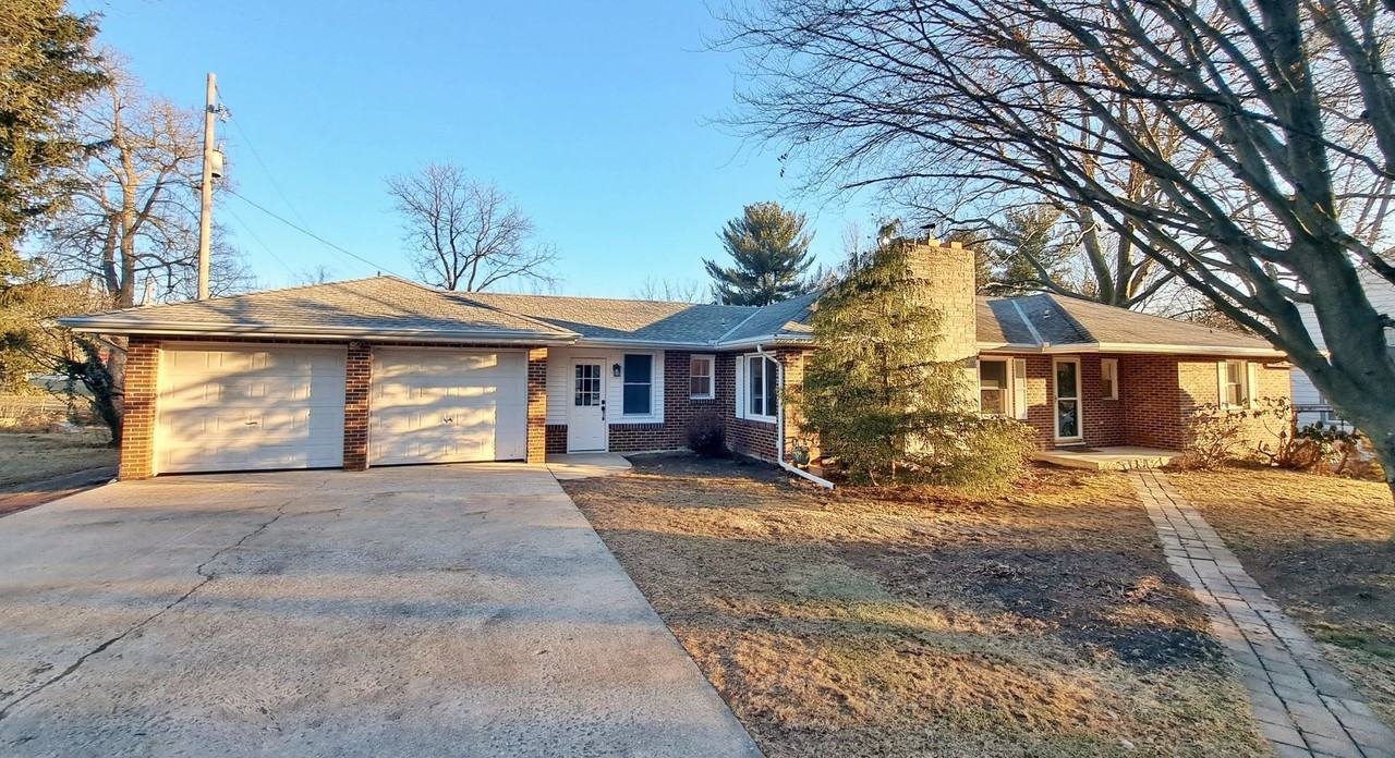 41 Homeland Rd - Photo 2 of 50