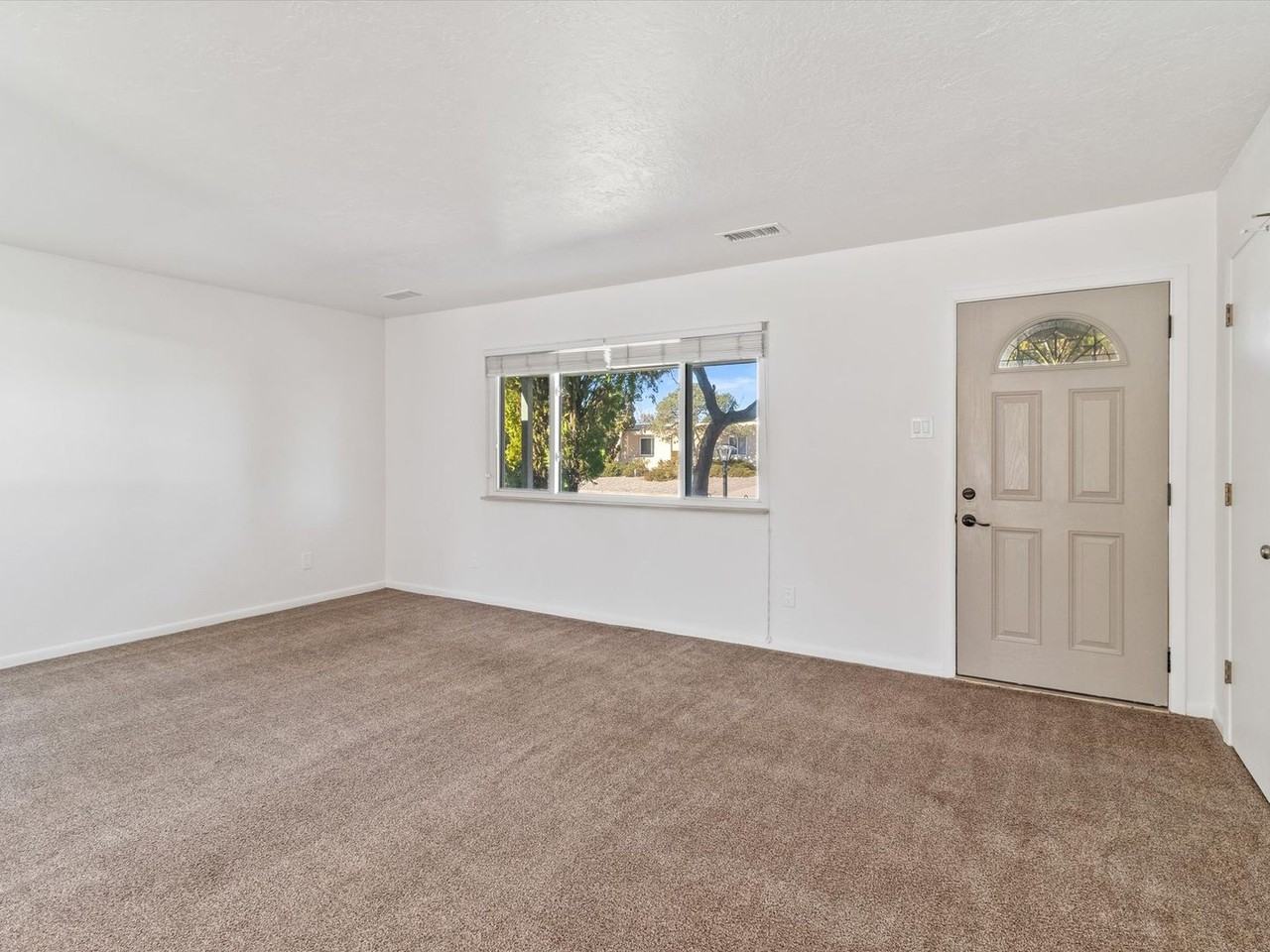 602 Cerro De Ortega Dr Se - Photo 5 of 50