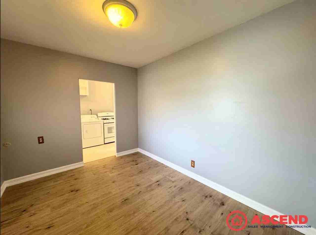 1602 Haldon St - Photo 7 of 10