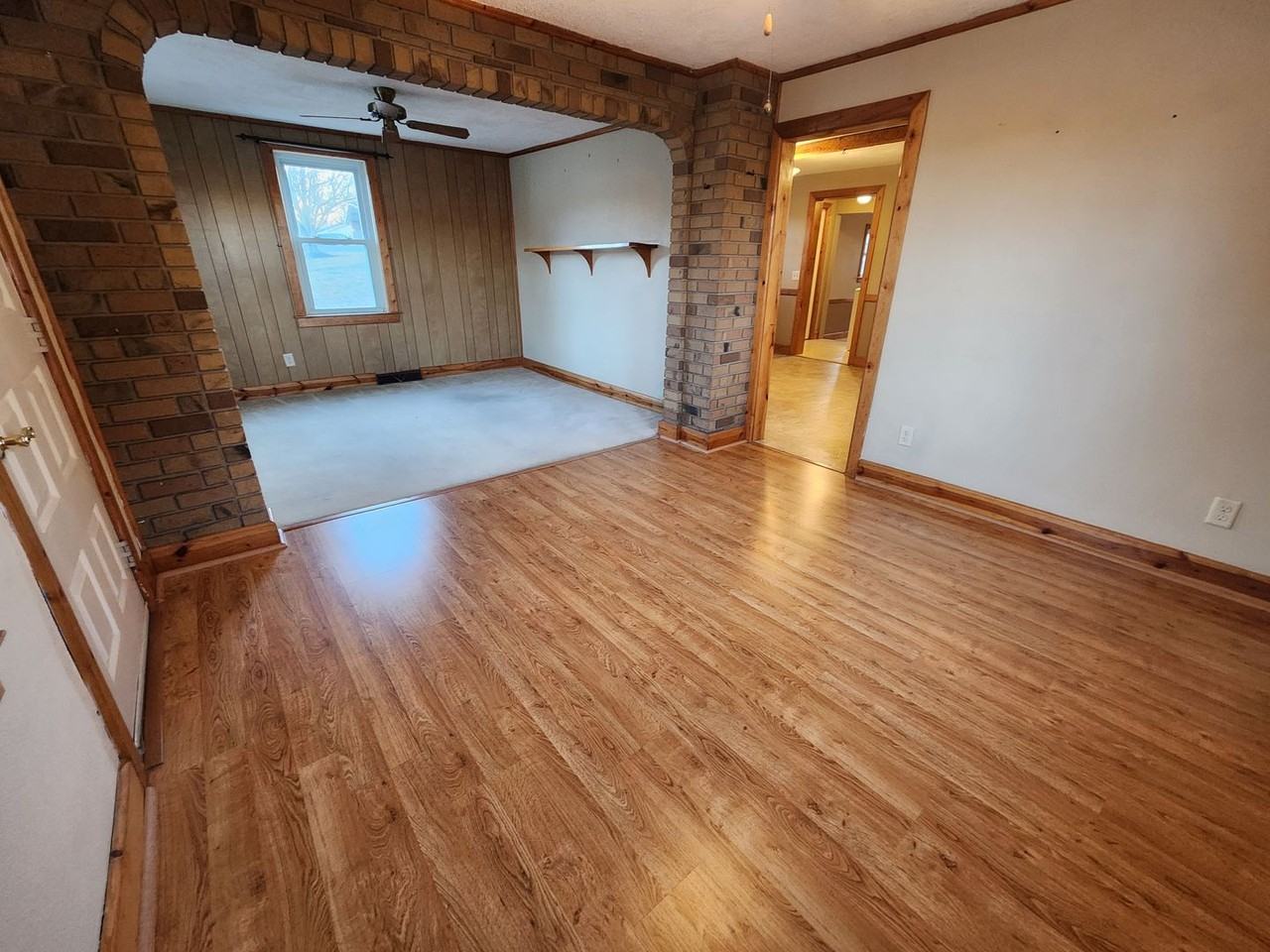 3221 Anthony Hwy - Photo 2 of 22