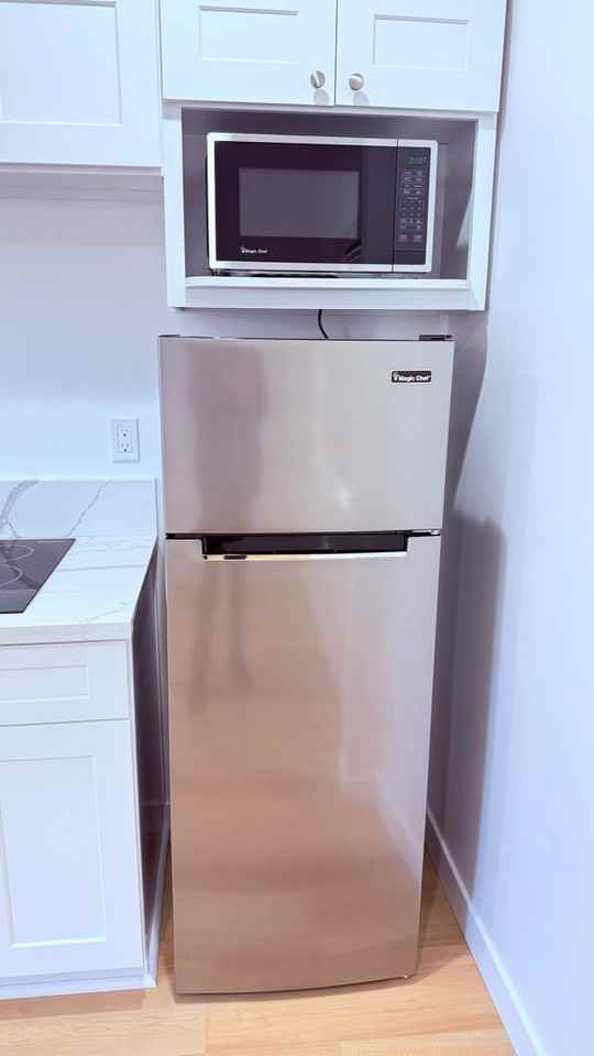 4470 51st St - Photo 3 of 11