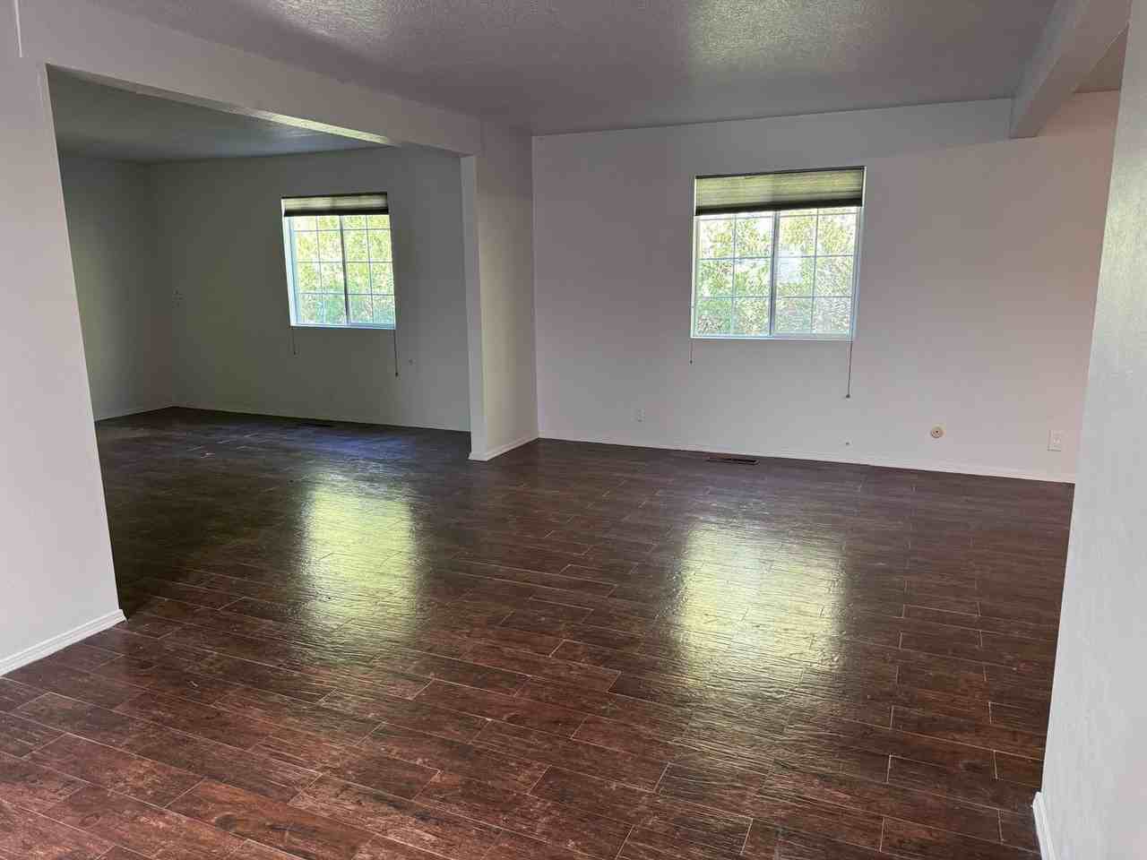 1205 Sasebo St Ne - Photo 3 of 27