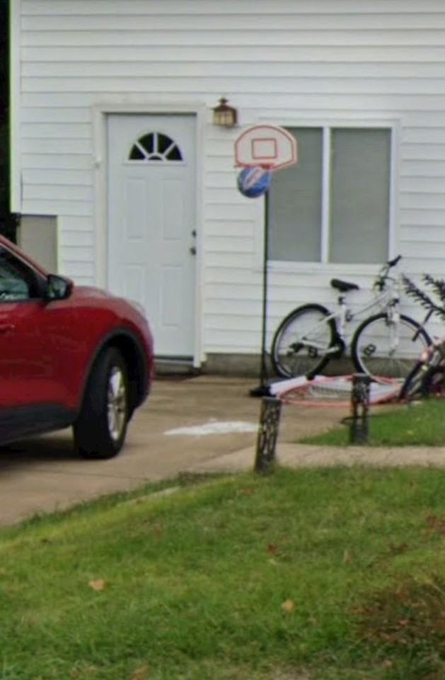 3704 Lakota Rd - Photo 3 of 13