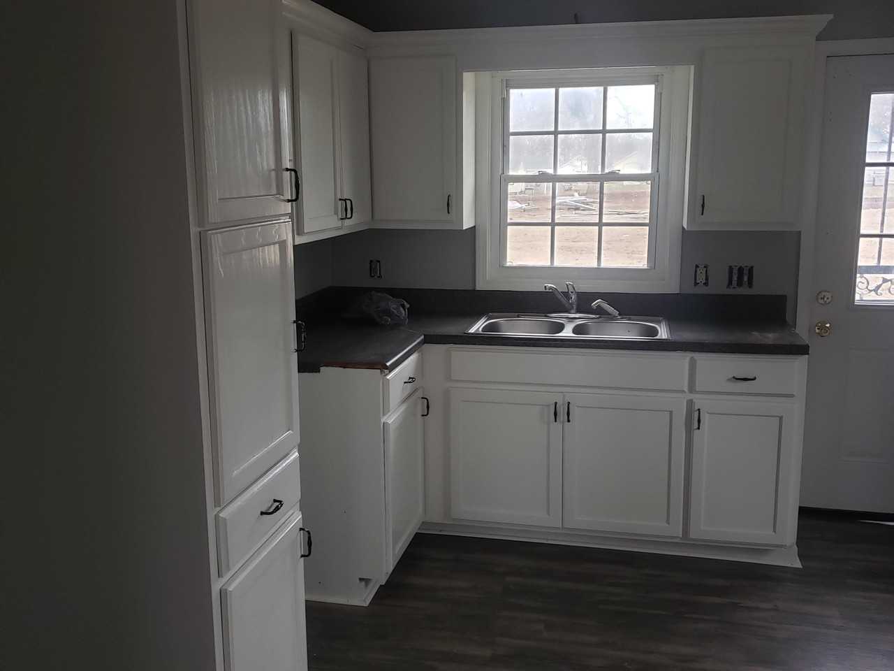 Williams Robinson - Photo 5 of 9